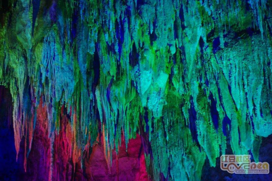 唐家湾社区开展“无烟佳节 与爱同行”宣传倡议活动